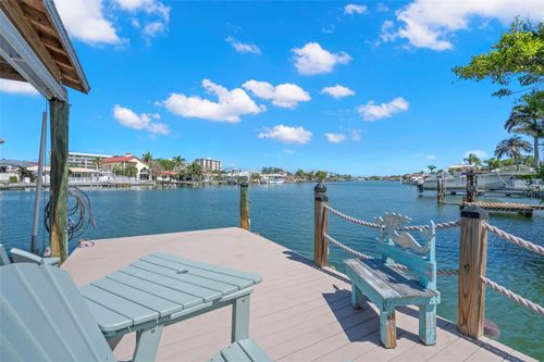 106 Midway Is, Clearwater Beach, FL, 33767-2313 | Card Image