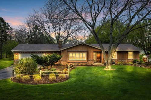 W309S10482 County Road I, Mukwonago, WI, 53149-9139 | Card Image