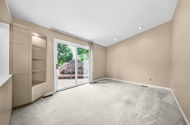 4123 Foxpointe Dr, Condo with 2 bedrooms, 2 bathrooms and null parking in West Bloomfield MI | Image 16