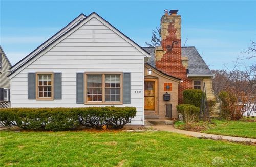 645 Orlando Ter, Oakwood, OH, 45409-2322 | Card Image