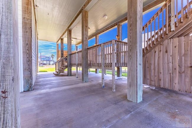13111 Buccaneer Pkwy, House other with 3 bedrooms, 2 bathrooms and 1 parking in Freeport TX | Image 40