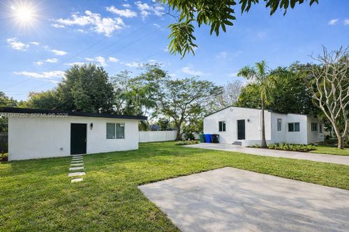 120 Nw 16th St, Fort Lauderdale, FL, 33311-5514 | Card Image