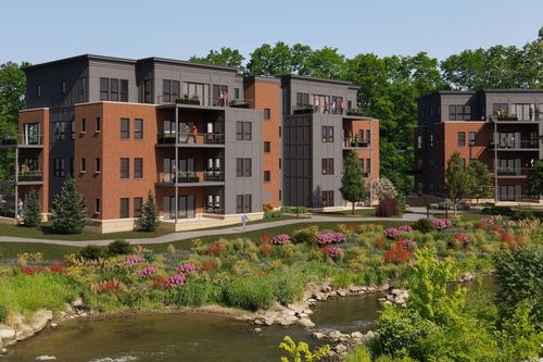 300-8180 Main St, Dexter, MI, 48130-1044 | Card Image