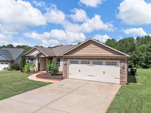 176 Summer Lady Ln, Boiling Springs, SC, 29316-5867 | Card Image