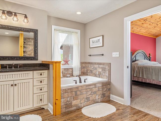 1996 Buck Mountain Rd, House other with 4 bedrooms, 4 bathrooms and null parking in Bentonville VA | Image 27