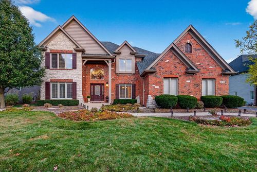 3N735 Herman Melville Ln, St. Charles, IL, 60175-6538 | Card Image