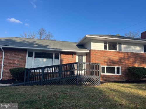 2813 Gwynnview Rd, BALTIMORE, MD, 21207-7461 | Card Image