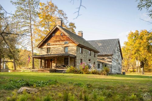 40 Hellbrook Ln, Ulster Park, NY, 12487-5209 | Card Image