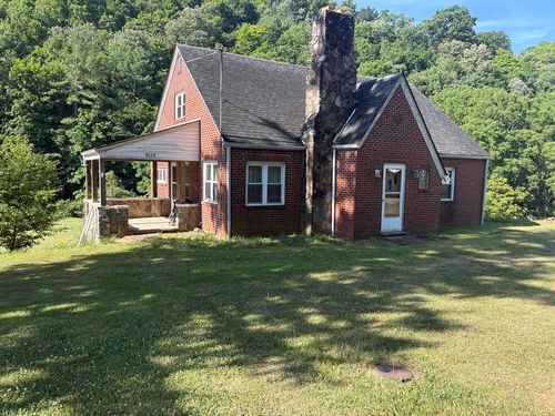 8628 S Scenic Hwy, Bland, VA, 24315-4862 | Card Image