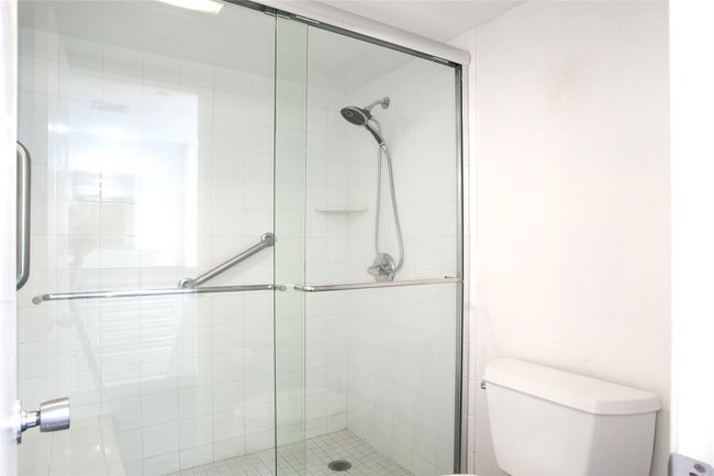 APT-306 - 4015 W Palm Aire Dr, Condo with 3 bedrooms, 3 bathrooms and null parking in Pompano Beach FL | Image 9