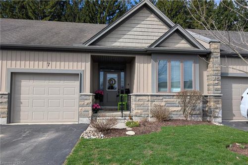 7-250 Hostetler Rd, New Hamburg, ON, N3A0E4 | Card Image