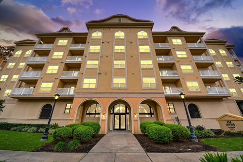 apt-400-2203 Dorrington St, Houston, TX, 77030-3284 | Card Image