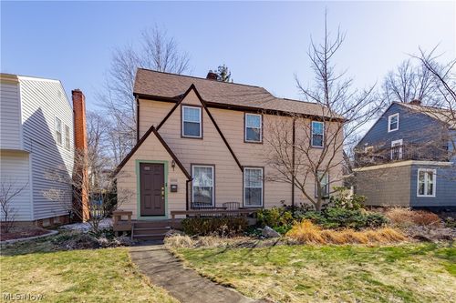 1553 Maplegrove Rd, Cleveland, OH, 44121-3025 | Card Image