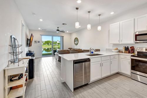 7017 Peters Ln, Delray Beach, FL, 33446-1262 | Card Image
