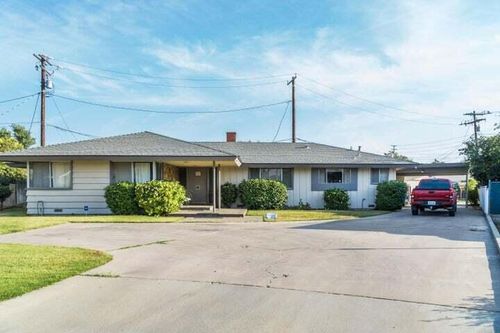 347 Ohio Cir, Porterville, CA, 93257-3207 | Card Image