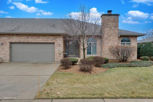 9155 Arbour Walk Dr, Frankfort, IL, 60423-8814 | Card Image