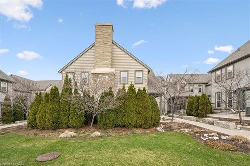 9-100 Frederick Dr, Guelph, ON, N1L0H6 | Card Image