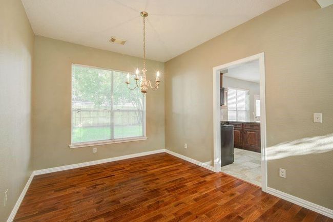 2917 Veva Dr, House other with 4 bedrooms, 3 bathrooms and 2 parking in Pearland TX | Image 10