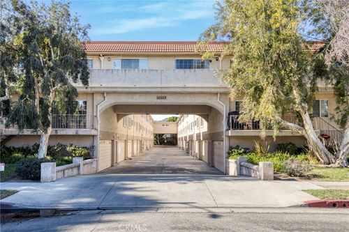 7-10215 Variel Ave, Chatsworth, CA, 91311 | Card Image