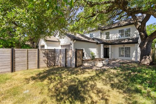 210 Le Grande Ave, Austin, TX, 78704-1829 | Card Image