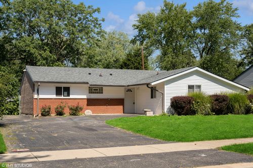 564 White Oak Rd, Bolingbrook, IL, 60440-2507 | Card Image