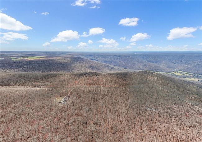 558 Hanging Rock Dr, House other with 3 bedrooms, 2 bathrooms and 2 parking in Altamont TN | Image 56