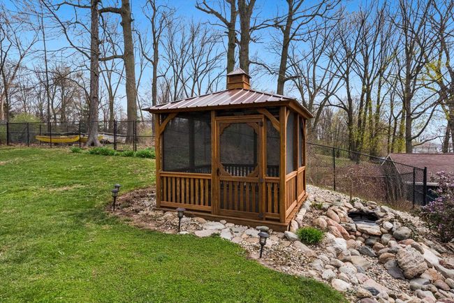 860 E Northshore Dr, House other with 4 bedrooms, 2 bathrooms and null parking in Syracuse IN | Image 32