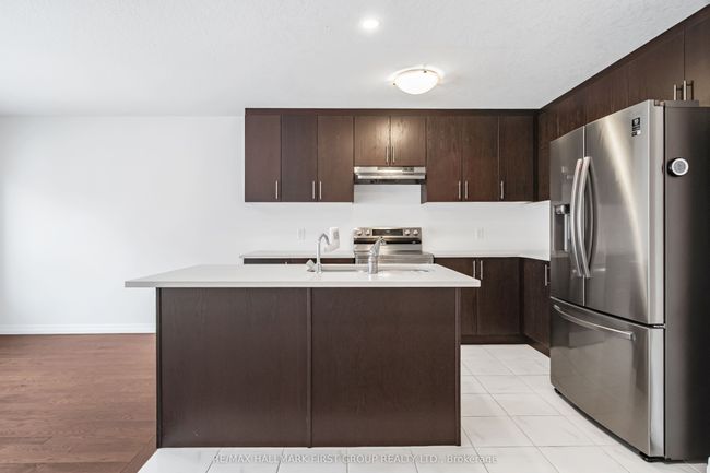 7 Pony Way, House attached with 3 bedrooms, 3 bathrooms and 1 parking in Kitchener ON | Image 12