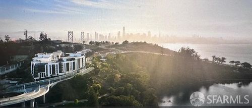 304-1 Bristol Ct, San Francisco, CA, 94130-1715 | Card Image