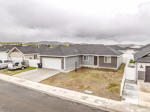 1745 Village Pkwy, Elko, NV, 89801-7815 | Card Image