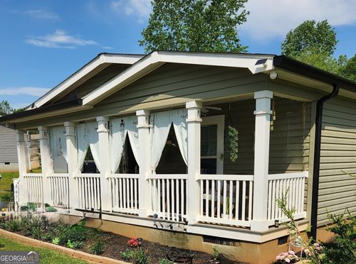50 Meadowview, Newnan, GA, 30263 | Card Image