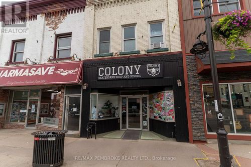 109 Pembroke St W, Pembroke, ON, K8A5M7 | Card Image