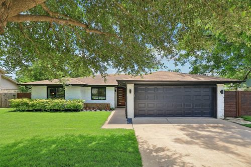 10601 Mourning Dove Dr, Austin, TX, 78750-2050 | Card Image