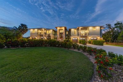 6680 Gulf Of Mexico Drive, House other with 6 bedrooms, 6 bathrooms and null parking in Longboat Key FL | Image 3