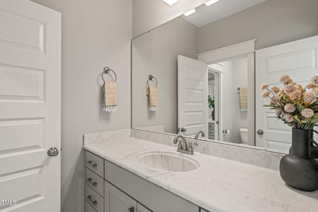38-web-or-mls-34-web-or-mls-untitled-34 | Image 37