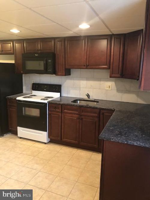 apt-2a-4 Beryl Rd, PAOLI, PA, 19301-1767 | Card Image