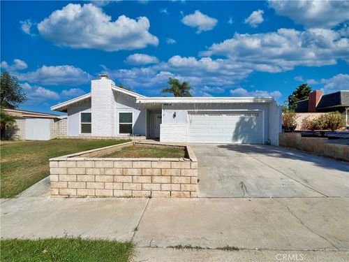 22574 Kentfield St, Grand Terrace, CA, 92313-5712 | Card Image