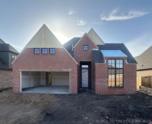 8007 N 146th East Ave, Owasso, OK, 74055-7991 | Card Image