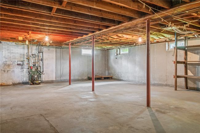 30 Winthrop St, House other with 3 bedrooms, 1 bathrooms and 3 parking in Riverside RI | Image 19