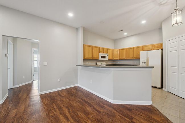 2243 S Main St, Condo with 2 bedrooms, 2 bathrooms and null parking in Ann Arbor MI | Image 7