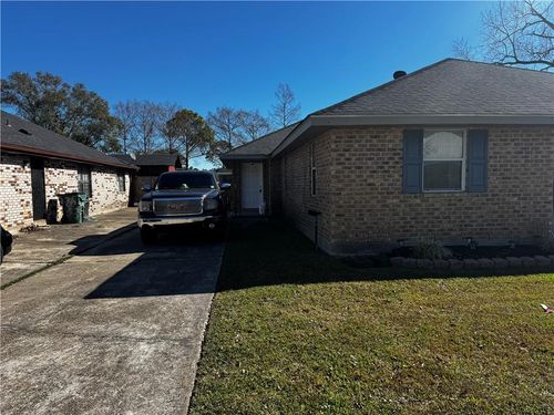 274 Meadows Dr, Destrehan, LA, 70047-3500 | Card Image