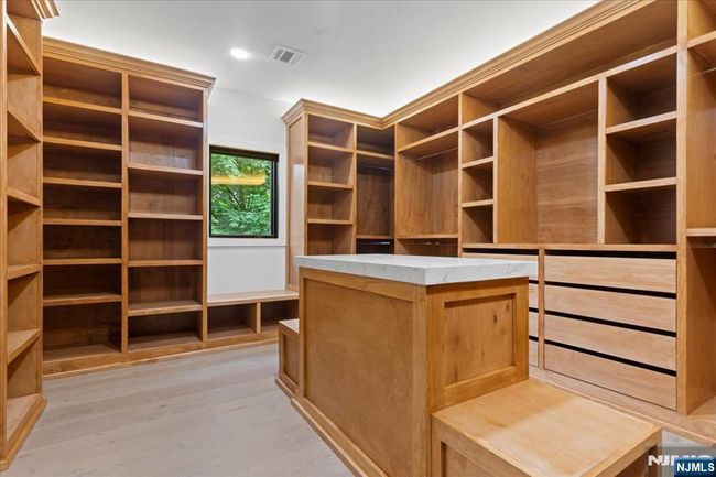 45 Riverview Ter, House other with 6 bedrooms, 6 bathrooms and null parking in Mahwah NJ | Image 29