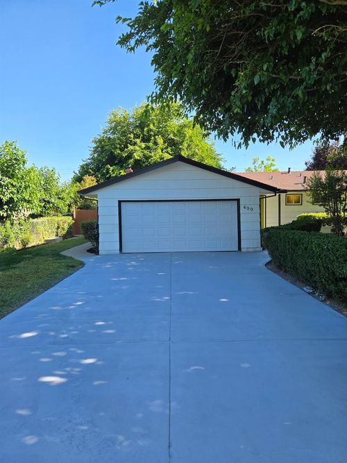 400 Potomac Ave, Sacramento, CA, 95833-1331 | Card Image