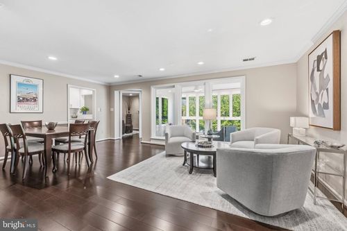 102-20-10716 Kings Riding Way, ROCKVILLE, MD, 20852-5415 | Card Image