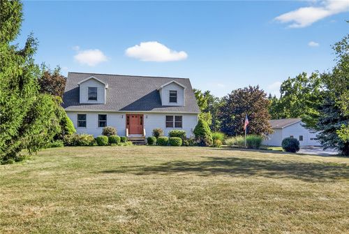 125 Searles Rd, Groton, NY, 13073-8722 | Card Image