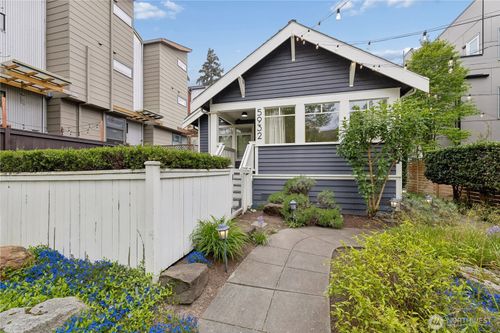 5932 California Ave Sw, Seattle, WA, 98136-1650 | Card Image