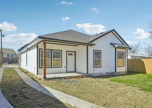 3853 Stalcup Rd, Fort Worth, TX, 76119-2315 | Card Image