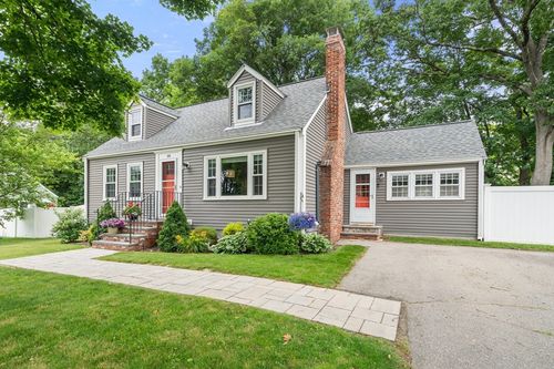 99 Edgehill Rd, Norwood, MA, 02062-5104 | Card Image