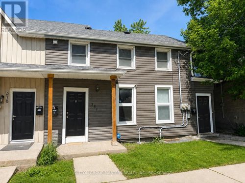 380 Barrie St, Kingston, ON, K7K3T4 | Card Image