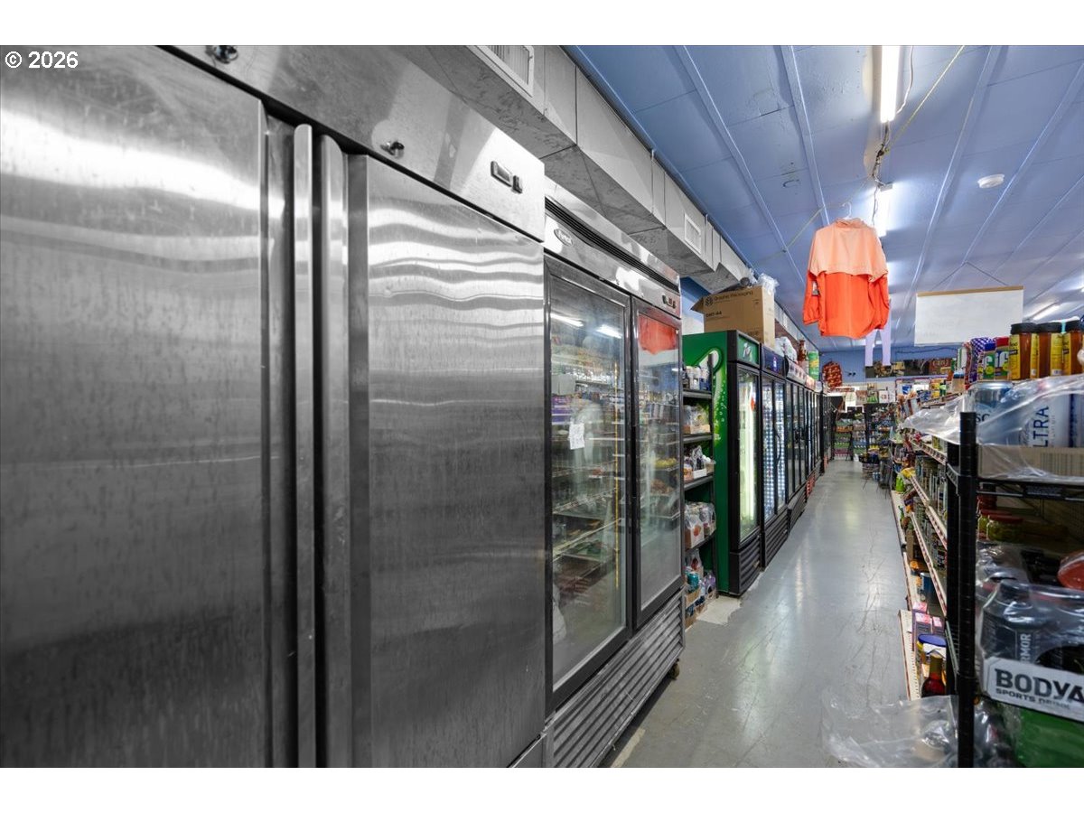 Commercial Sale in Glendale 4